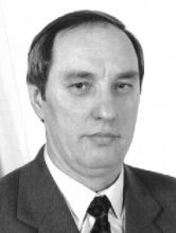 Интервью с экс-министром В.С. Улащиком (2000 г.)