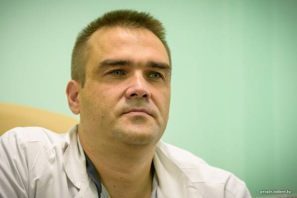 Детский реаниматолог Максим Очеретний помогает малышам, которых другие врачи в Беларуси называют «безнадежными»