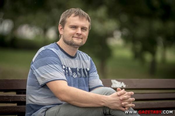 Об эмиграции врачей из Беларуси, зарплате враче и взятках, системных проблемах в медицине. Интервью с реаниматологом Андреем Витушко