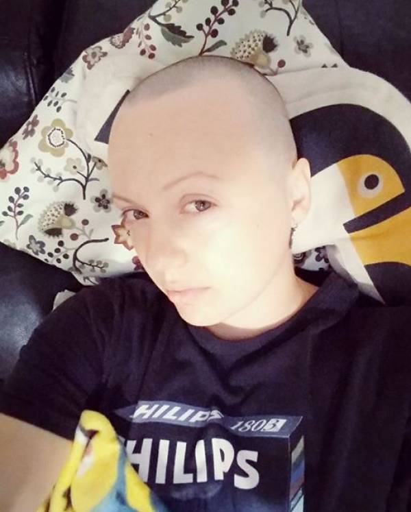 У белоруски Анны Хитрик в Израиле нашли рак груди в третьей стадии