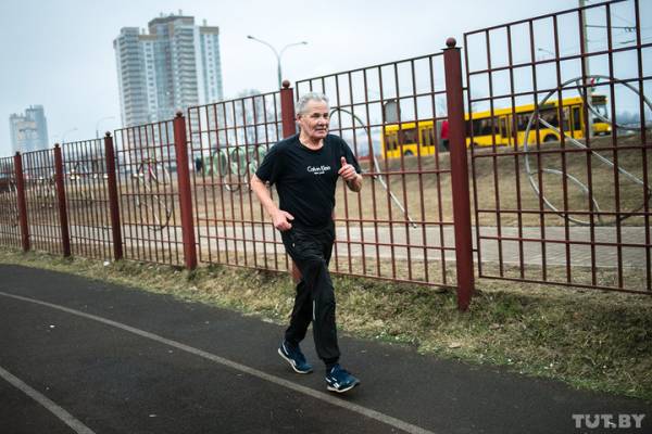 Минчанин бегает марафоны с мерцательной аритмией в 73 года