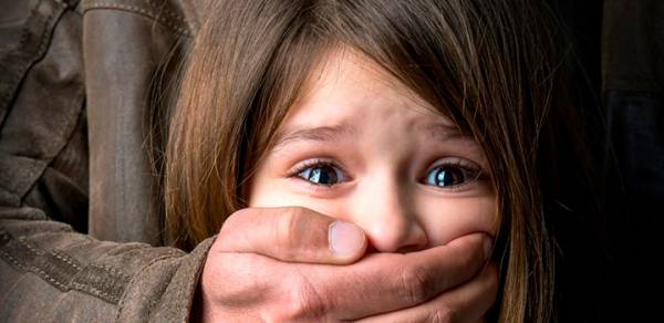 В Беларуси отцы насилуют своих детей: почти 100 случаев в год